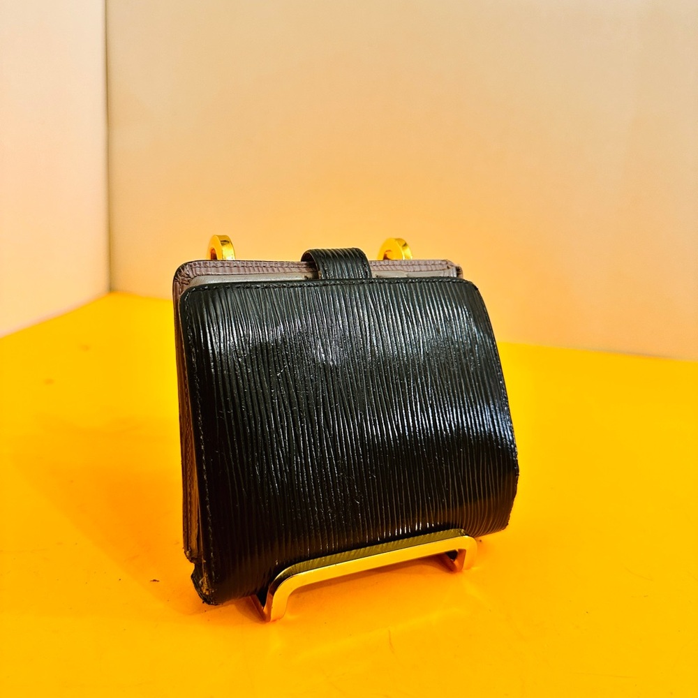 Louis Vuitton black wallet - Picture 13 of 15